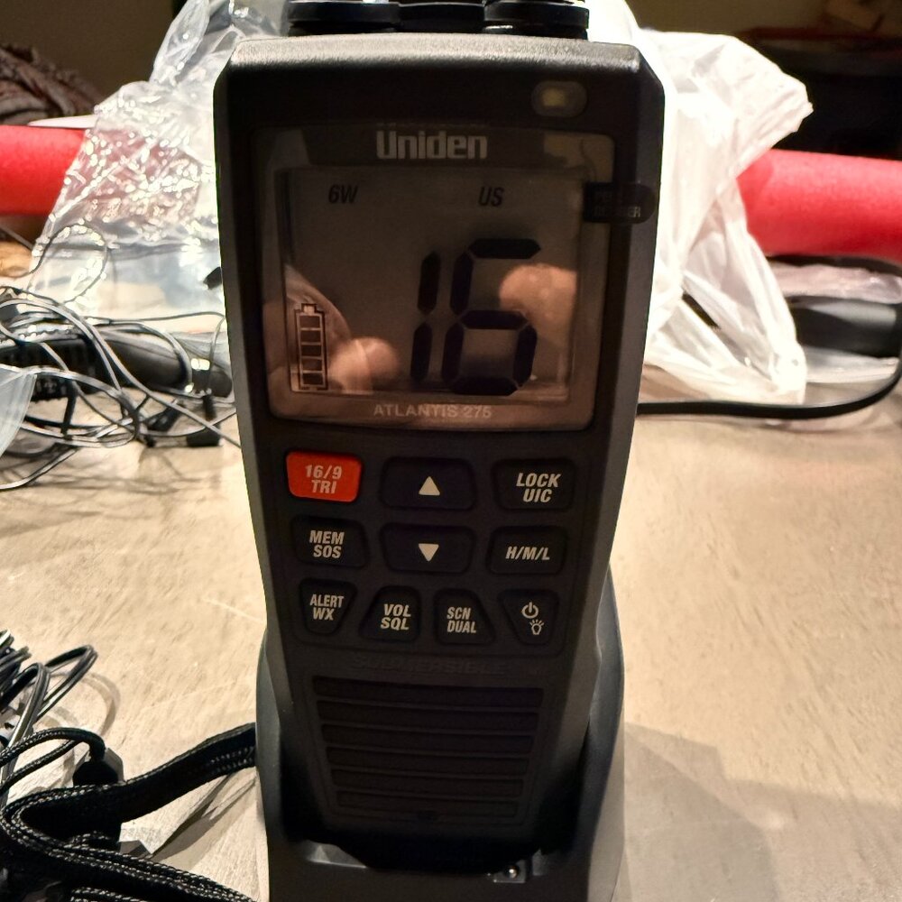 Uniden Atlantas 275 Marine Radio